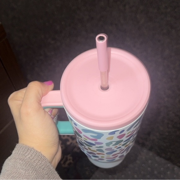 Leopard Print Tumbler - Picture 2 of 3